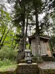 新屋山神社奥宮(山梨県)