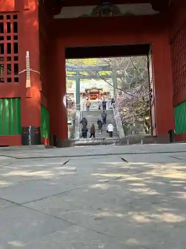 久能山東照宮の{uncategorized: "未分類", other: "その他", undefined: "問題あり", building: "その他建物", grave: "お墓", sacred_gate: "鳥居", guardian: "狛犬", statue: "像", buddha: "仏像", history: "歴史", nature: "自然", garden: "庭園", animal: "動物", pagoda: "塔", temizu: "手水舎", mountain_gate: "山門・神門", sanctuary: "本殿・本堂", subordinate: "末社・摂社", art: "芸術", scenery: "景色", jizo: "地蔵", ema: "絵馬", goshuin: "御朱印", omikuji: "おみくじ", items: "授与品その他", amulet: "お守り", goshuincho: "御朱印帳", eats: "食事", festival: "お祭り", votive_dance: "神楽", shichigosan: "七五三参", wedding: "結婚式", experience: "体験その他", initially: "初詣", around: "周辺", anti_infection: "感染症対策"}