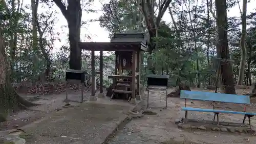 下居神社の末社・摂社