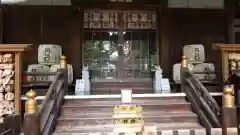 岡崎神社の本殿