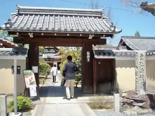 弘源寺の山門