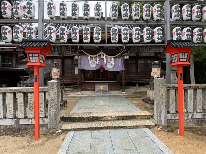 宝塚神社の{uncategorized: "未分類", other: "その他", undefined: "問題あり", building: "その他建物", grave: "お墓", sacred_gate: "鳥居", guardian: "狛犬", statue: "像", buddha: "仏像", history: "歴史", nature: "自然", garden: "庭園", animal: "動物", pagoda: "塔", temizu: "手水舎", mountain_gate: "山門・神門", sanctuary: "本殿・本堂", subordinate: "末社・摂社", art: "芸術", scenery: "景色", jizo: "地蔵", ema: "絵馬", goshuin: "御朱印", omikuji: "おみくじ", items: "授与品その他", amulet: "お守り", goshuincho: "御朱印帳", eats: "食事", festival: "お祭り", votive_dance: "神楽", shichigosan: "七五三参", wedding: "結婚式", experience: "体験その他", initially: "初詣", around: "周辺", anti_infection: "感染症対策"}