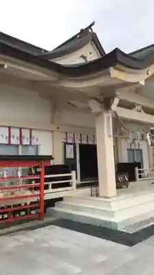 二川伏見稲荷の本殿・本堂