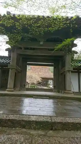 安国寺の山門