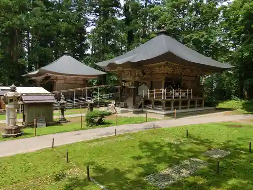 蜂子神社のその他建物