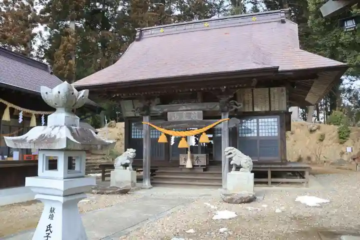 長屋神社の本殿・本堂