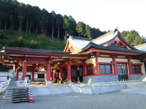 石鎚神社の本殿