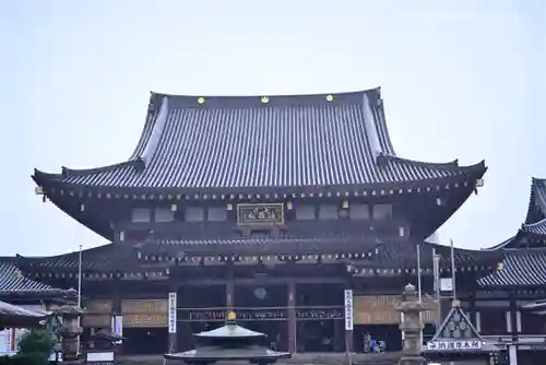 川崎大師（平間寺）の本殿・本堂