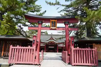 氣比神宮の鳥居