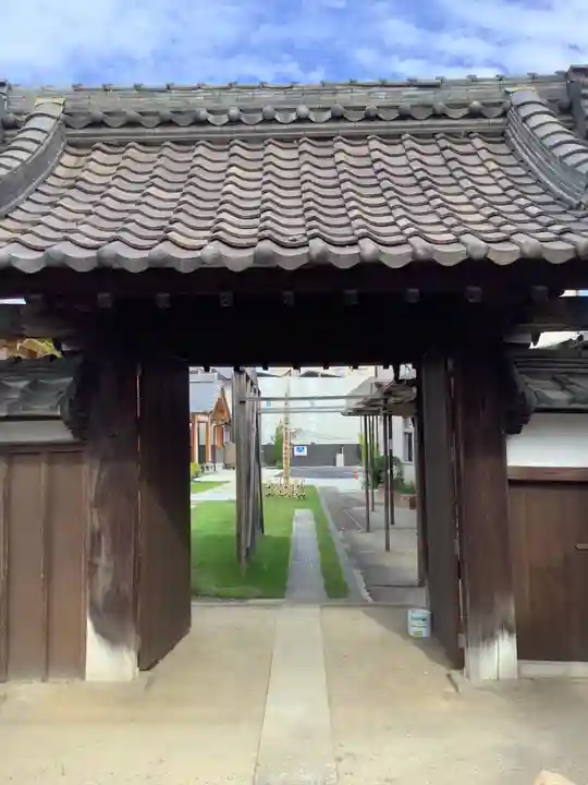 東宝寺の山門・神門