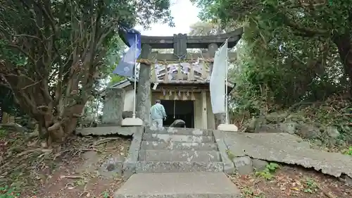 見上神社の鳥居