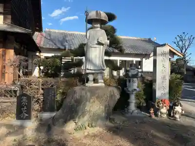 專福寺の{uncategorized: "未分類", other: "その他", undefined: "問題あり", building: "その他建物", grave: "お墓", sacred_gate: "鳥居", guardian: "狛犬", statue: "像", buddha: "仏像", history: "歴史", nature: "自然", garden: "庭園", animal: "動物", pagoda: "塔", temizu: "手水舎", mountain_gate: "山門・神門", sanctuary: "本殿・本堂", subordinate: "末社・摂社", art: "芸術", scenery: "景色", jizo: "地蔵", ema: "絵馬", goshuin: "御朱印", omikuji: "おみくじ", items: "授与品その他", amulet: "お守り", goshuincho: "御朱印帳", eats: "食事", festival: "お祭り", votive_dance: "神楽", shichigosan: "七五三参", wedding: "結婚式", experience: "体験その他", initially: "初詣", around: "周辺", anti_infection: "感染症対策"}