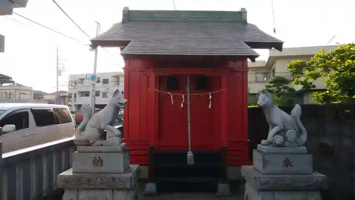 稲荷神社の本殿・本堂