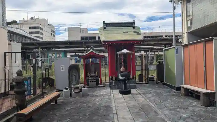 木更津駅東口無縁観音講の本殿・本堂