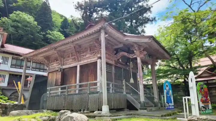 湯前神社の本殿・本堂
