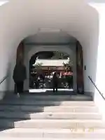 赤間神宮の{uncategorized: "未分類", other: "その他", undefined: "問題あり", building: "その他建物", grave: "お墓", sacred_gate: "鳥居", guardian: "狛犬", statue: "像", buddha: "仏像", history: "歴史", nature: "自然", garden: "庭園", animal: "動物", pagoda: "塔", temizu: "手水舎", mountain_gate: "山門・神門", sanctuary: "本殿・本堂", subordinate: "末社・摂社", art: "芸術", scenery: "景色", jizo: "地蔵", ema: "絵馬", goshuin: "御朱印", omikuji: "おみくじ", items: "授与品その他", amulet: "お守り", goshuincho: "御朱印帳", eats: "食事", festival: "お祭り", votive_dance: "神楽", shichigosan: "七五三参", wedding: "結婚式", experience: "体験その他", initially: "初詣", around: "周辺", anti_infection: "感染症対策"}