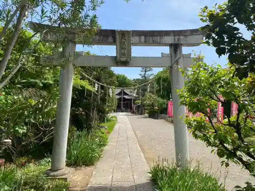 尾曳稲荷神社(群馬県)