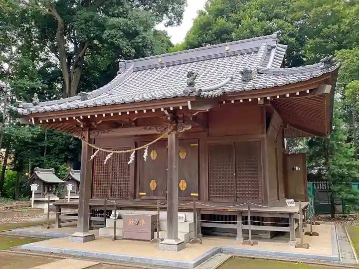 足立神社の本殿・本堂
