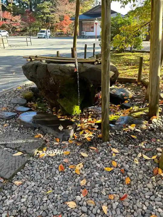 日光山輪王寺三仏堂の手水舎