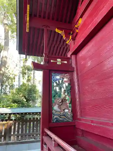 亀八招福稲荷神社の芸術