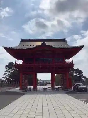 成田山名古屋別院大聖寺(犬山成田山)の山門・神門