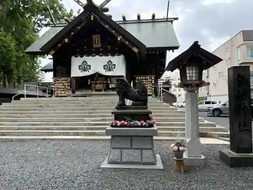 札幌諏訪神社の狛犬