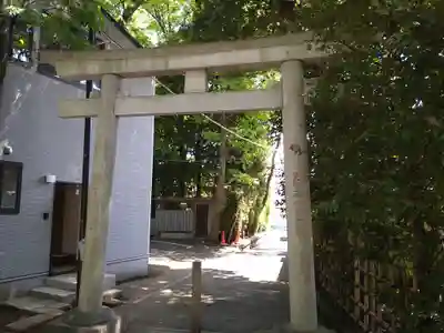 荻窪八幡神社の鳥居