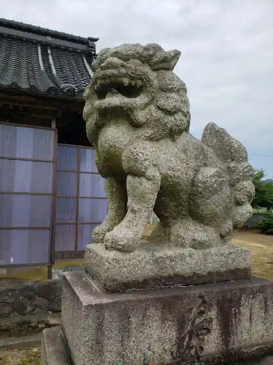 西荒川神社の狛犬