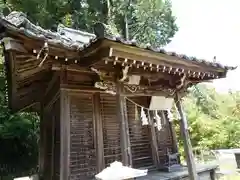 義経神社の本殿