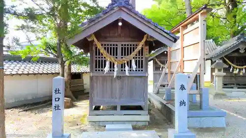 神明神社（箕輪神明神社）の末社・摂社