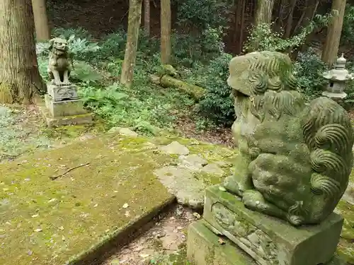 上堂神社の狛犬