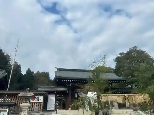 速谷神社の{uncategorized: "未分類", other: "その他", undefined: "問題あり", building: "その他建物", grave: "お墓", sacred_gate: "鳥居", guardian: "狛犬", statue: "像", buddha: "仏像", history: "歴史", nature: "自然", garden: "庭園", animal: "動物", pagoda: "塔", temizu: "手水舎", mountain_gate: "山門・神門", sanctuary: "本殿・本堂", subordinate: "末社・摂社", art: "芸術", scenery: "景色", jizo: "地蔵", ema: "絵馬", goshuin: "御朱印", omikuji: "おみくじ", items: "授与品その他", amulet: "お守り", goshuincho: "御朱印帳", eats: "食事", festival: "お祭り", votive_dance: "神楽", shichigosan: "七五三参", wedding: "結婚式", experience: "体験その他", initially: "初詣", around: "周辺", anti_infection: "感染症対策"}