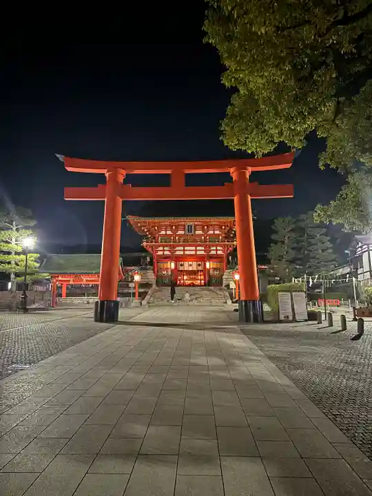 伏見稲荷大社(京都府)