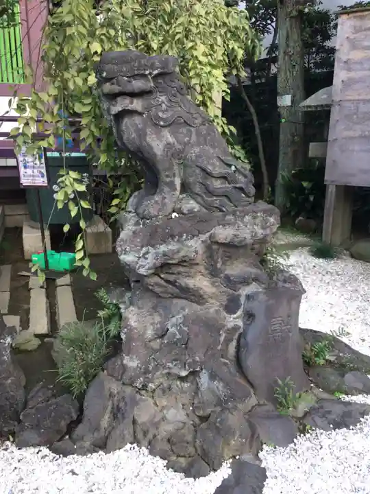 高木神社の狛犬