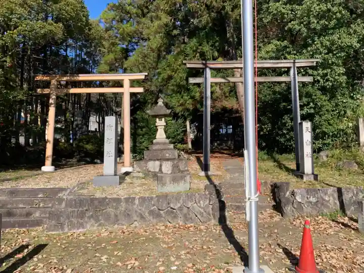 神明社(落合町)の鳥居