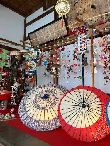 陽林寺の{uncategorized: "未分類", other: "その他", undefined: "問題あり", building: "その他建物", grave: "お墓", sacred_gate: "鳥居", guardian: "狛犬", statue: "像", buddha: "仏像", history: "歴史", nature: "自然", garden: "庭園", animal: "動物", pagoda: "塔", temizu: "手水舎", mountain_gate: "山門・神門", sanctuary: "本殿・本堂", subordinate: "末社・摂社", art: "芸術", scenery: "景色", jizo: "地蔵", ema: "絵馬", goshuin: "御朱印", omikuji: "おみくじ", items: "授与品その他", amulet: "お守り", goshuincho: "御朱印帳", eats: "食事", festival: "お祭り", votive_dance: "神楽", shichigosan: "七五三参", wedding: "結婚式", experience: "体験その他", initially: "初詣", around: "周辺", anti_infection: "感染症対策"}