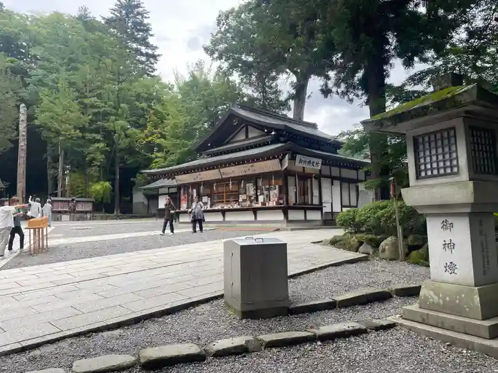 諏訪大社下社秋宮(長野県)