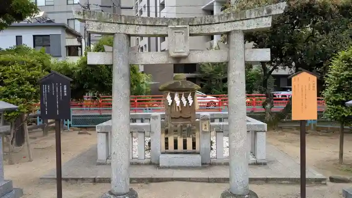 天津神社の鳥居