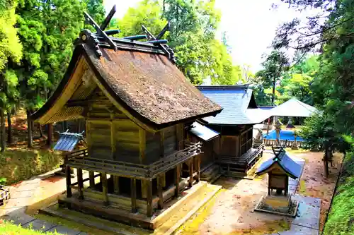 筑陽神社の本殿