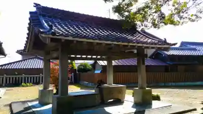 白髭社の手水舎