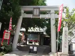 矢先稲荷神社の鳥居