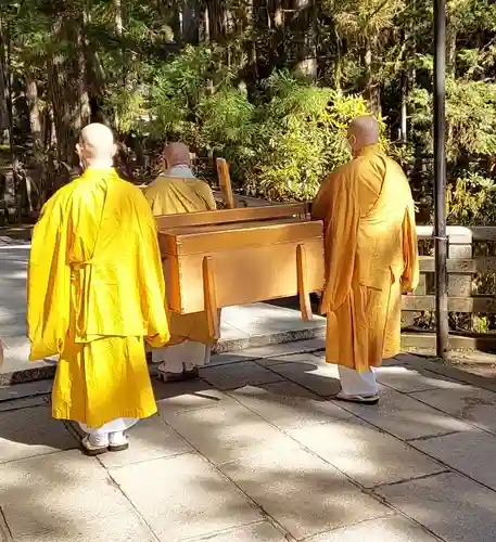 高野山金剛峯寺奥の院(和歌山県)