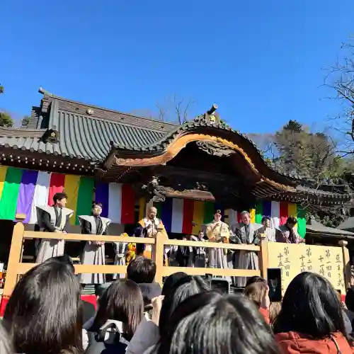 深大寺の{uncategorized: "未分類", other: "その他", undefined: "問題あり", building: "その他建物", grave: "お墓", sacred_gate: "鳥居", guardian: "狛犬", statue: "像", buddha: "仏像", history: "歴史", nature: "自然", garden: "庭園", animal: "動物", pagoda: "塔", temizu: "手水舎", mountain_gate: "山門・神門", sanctuary: "本殿・本堂", subordinate: "末社・摂社", art: "芸術", scenery: "景色", jizo: "地蔵", ema: "絵馬", goshuin: "御朱印", omikuji: "おみくじ", items: "授与品その他", amulet: "お守り", goshuincho: "御朱印帳", eats: "食事", festival: "お祭り", votive_dance: "神楽", shichigosan: "七五三参", wedding: "結婚式", experience: "体験その他", initially: "初詣", around: "周辺", anti_infection: "感染症対策"}