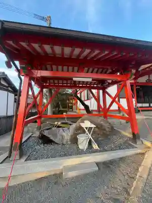 伊都国稲荷の{uncategorized: "未分類", other: "その他", undefined: "問題あり", building: "その他建物", grave: "お墓", sacred_gate: "鳥居", guardian: "狛犬", statue: "像", buddha: "仏像", history: "歴史", nature: "自然", garden: "庭園", animal: "動物", pagoda: "塔", temizu: "手水舎", mountain_gate: "山門・神門", sanctuary: "本殿・本堂", subordinate: "末社・摂社", art: "芸術", scenery: "景色", jizo: "地蔵", ema: "絵馬", goshuin: "御朱印", omikuji: "おみくじ", items: "授与品その他", amulet: "お守り", goshuincho: "御朱印帳", eats: "食事", festival: "お祭り", votive_dance: "神楽", shichigosan: "七五三参", wedding: "結婚式", experience: "体験その他", initially: "初詣", around: "周辺", anti_infection: "感染症対策"}