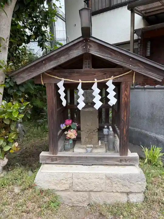 庚申塔の{uncategorized: "未分類", other: "その他", undefined: "問題あり", building: "その他建物", grave: "お墓", sacred_gate: "鳥居", guardian: "狛犬", statue: "像", buddha: "仏像", history: "歴史", nature: "自然", garden: "庭園", animal: "動物", pagoda: "塔", temizu: "手水舎", mountain_gate: "山門・神門", sanctuary: "本殿・本堂", subordinate: "末社・摂社", art: "芸術", scenery: "景色", jizo: "地蔵", ema: "絵馬", goshuin: "御朱印", omikuji: "おみくじ", items: "授与品その他", amulet: "お守り", goshuincho: "御朱印帳", eats: "食事", festival: "お祭り", votive_dance: "神楽", shichigosan: "七五三参", wedding: "結婚式", experience: "体験その他", initially: "初詣", around: "周辺", anti_infection: "感染症対策"}