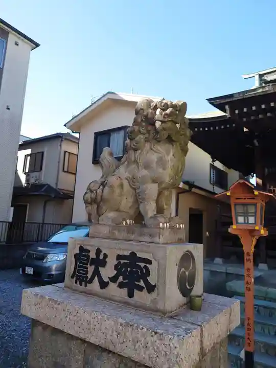 杉山神社(和田町)の狛犬