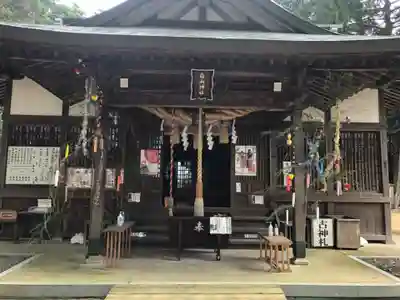 白山神社の本殿・本堂