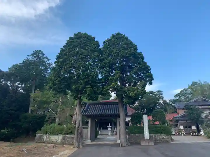 幸田寺の山門・神門