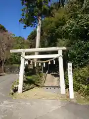 六所神社の鳥居