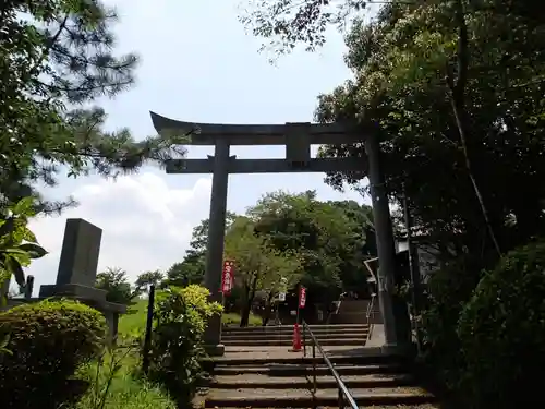 母智丘神社の鳥居